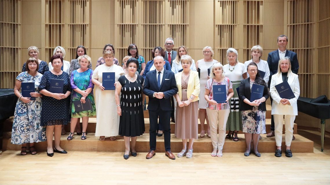 Nowi dyrektorzy w szkołach i przedszkolach w Lublinie. Oni odebrali nominacje Nowi dyrektorzy w szkołach i przedszkolach w Lublinie. Oni odebrali nominacje