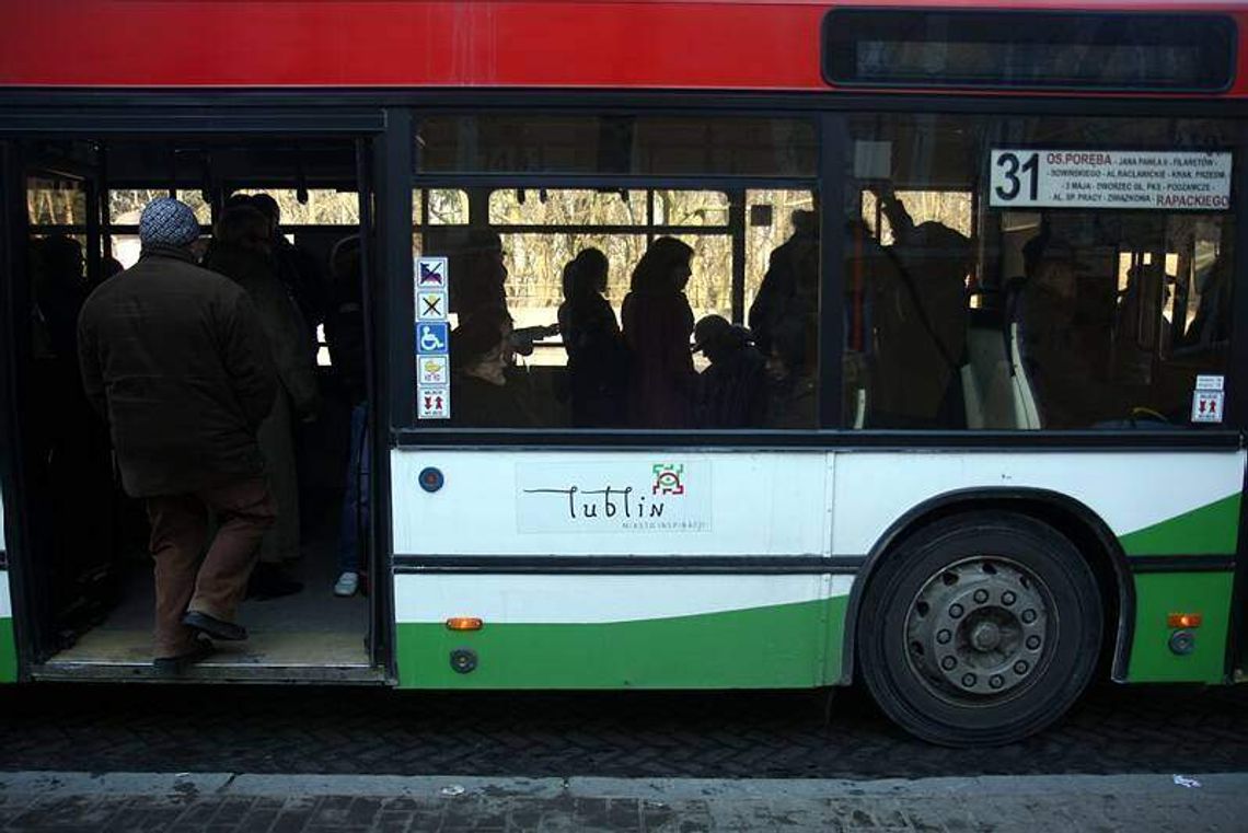 Nowi kontrolerzy od dziś w autobusach Nowi kontrolerzy od dziś w autobusach