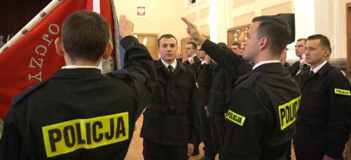 Nowi policjanci w Lublinie złożyli ślubowanie (zdjęcia, wideo) Nowi policjanci w Lublinie złożyli ślubowanie (zdjęcia, wideo)