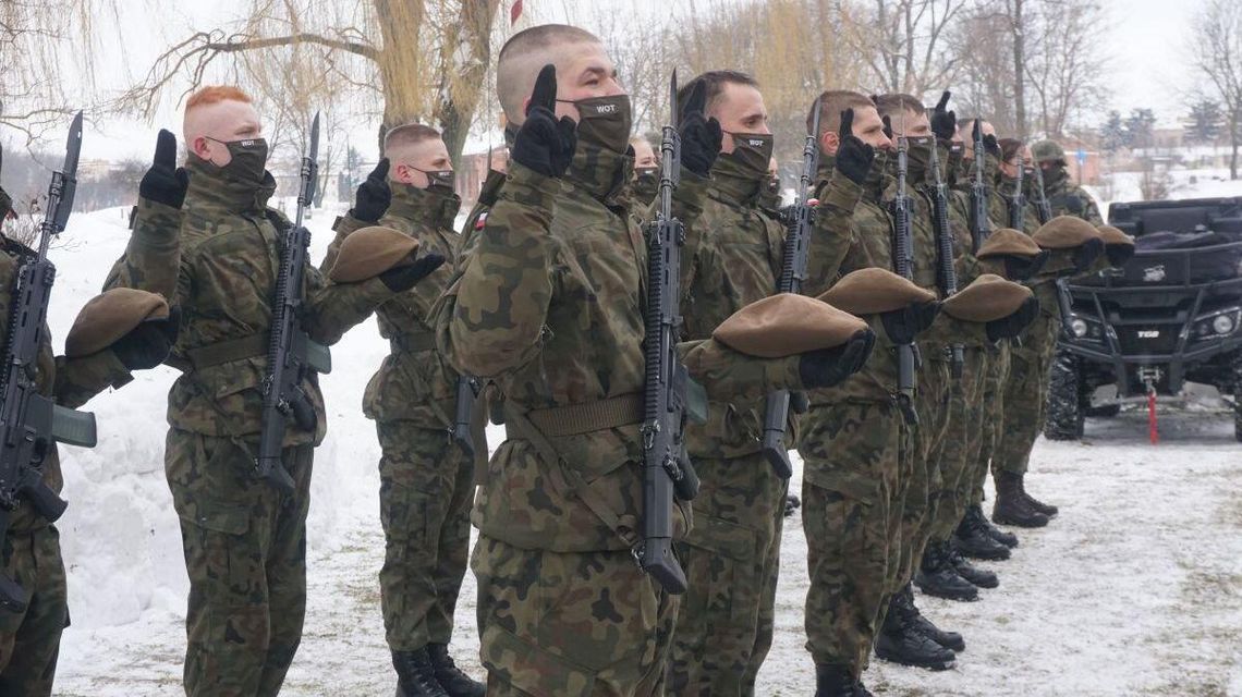 Nowi żołnierze Wojsk Obrony Terytorialnej przysięgali w Zamościu Nowi żołnierze Wojsk Obrony Terytorialnej przysięgali w Zamościu