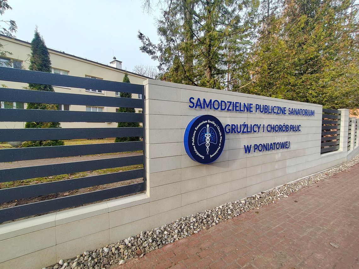 Samodzielne Publiczne Sanatorium Gruźlicy i Chorób Płuc w Poniatowej – wejście