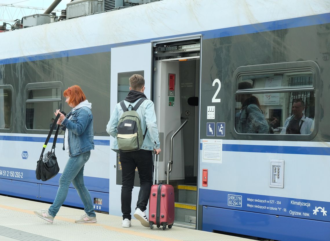 Nowoczesne centrum sterowania ruszyło pod Zamościem. Kolej stawia na bezpieczeństwo i cyfryzację