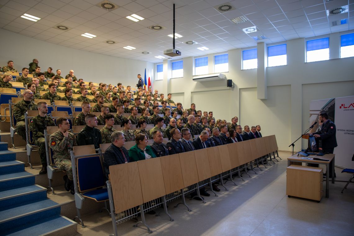 Nowości w Szkole Orląt. Poćwiczą niszczenie rakiet i dronów