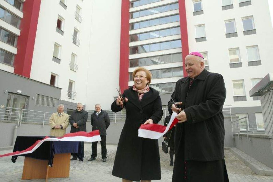 Nowy akademik w Lublinie. Jest parking podziemny, pralnia, czytelnia