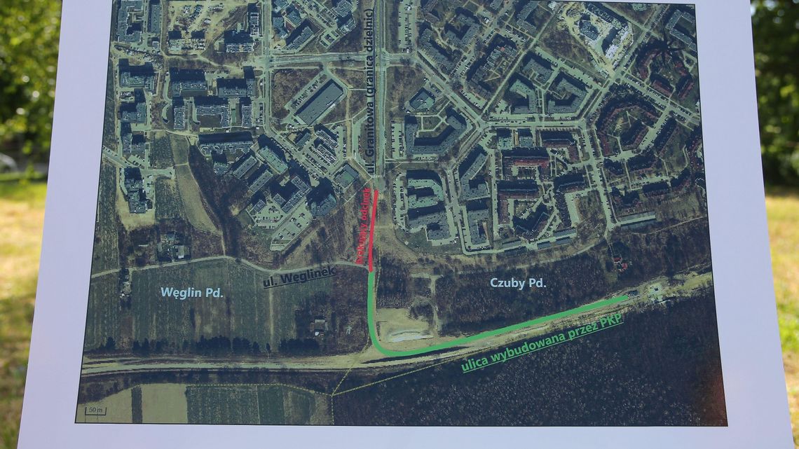 Nowy pomysł na dojazd do peronu Lublina Zachodniego. "To 150 m wstydu dla lubelskiego Ratusza"