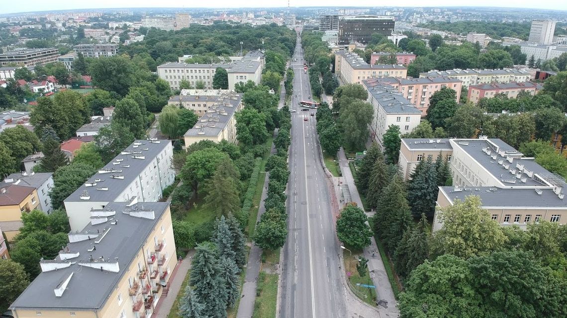 Nowy przetarg na przebudowę Al. Racławickich i ul. Lipowej w Lublinie. Ratusz podaje nowe liczby drzew do usunięcia Nowy przetarg na przebudowę Al. Racławickich i ul. Lipowej w Lublinie. Ratusz podaje nowe liczby drzew do usunięcia