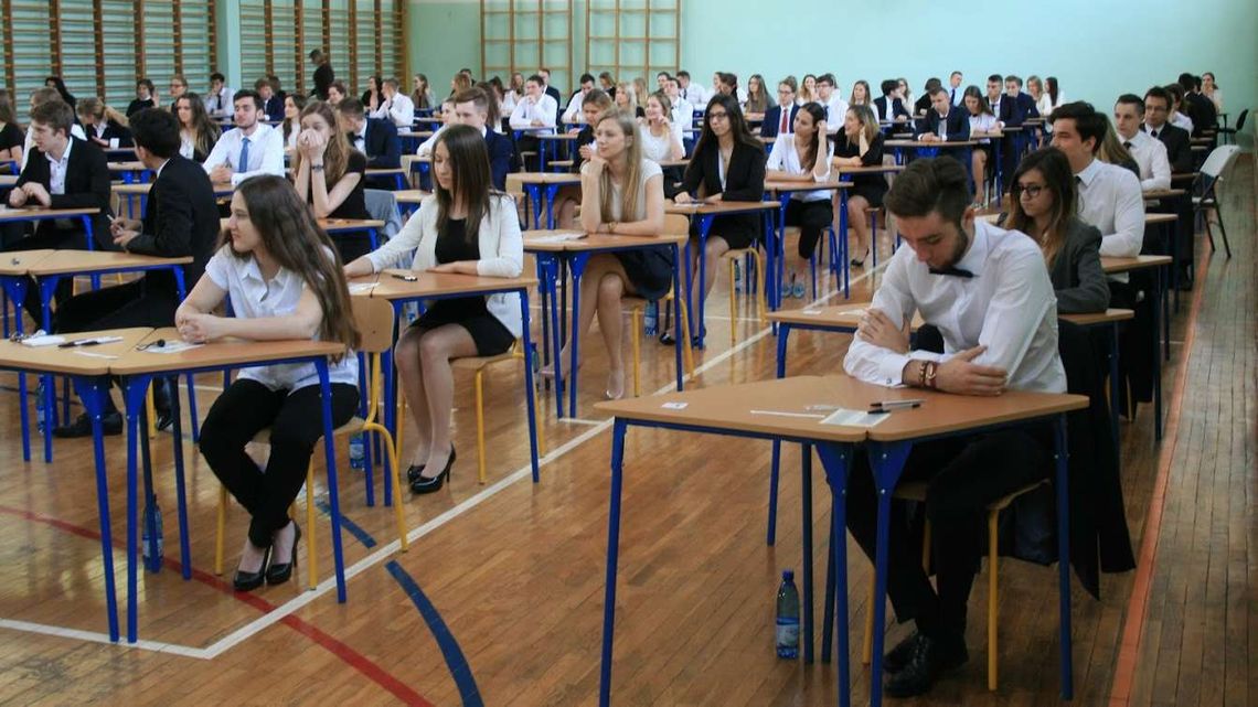 Nowy rok szkolny 2018/2019. Kiedy ferie i wakacje? [kalendarz]