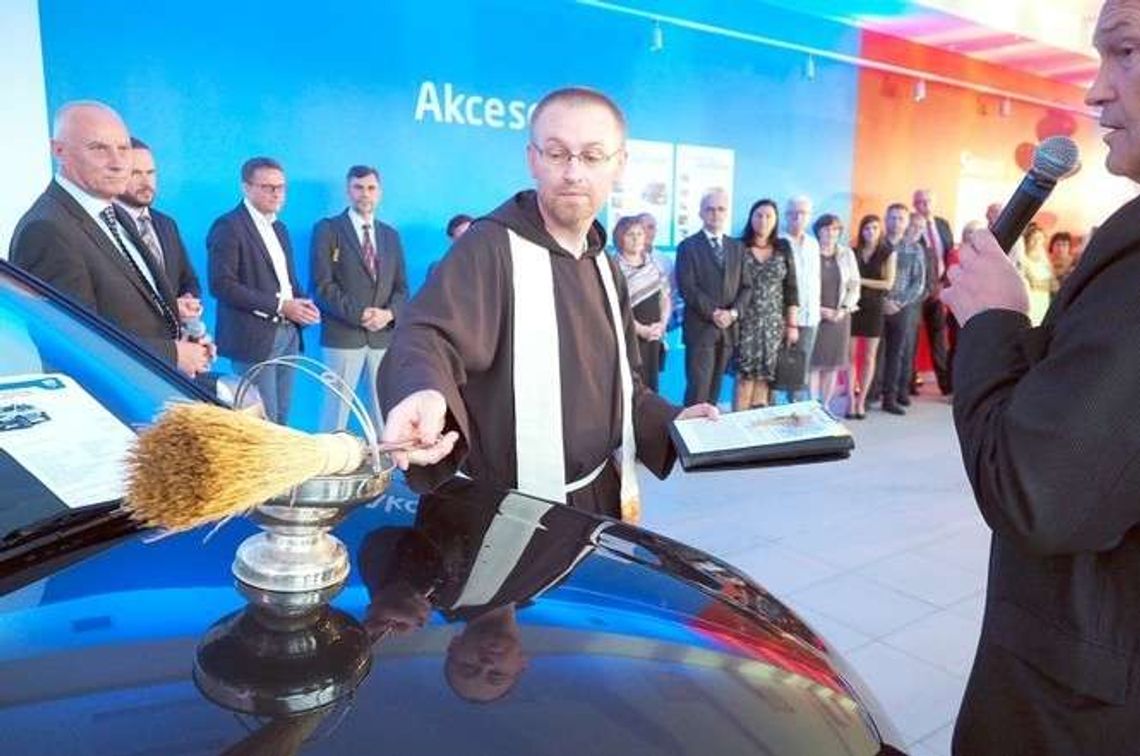 Nowy salon samochodowy w Lublinie