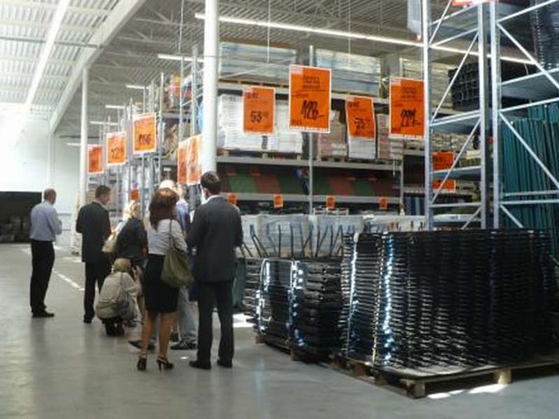 Nowy supermarket w centrum Puław otwarty (zdjęcia)