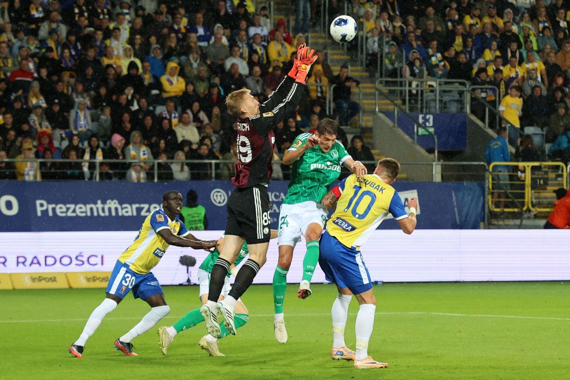 Nudy w pierwszej połowie "meczycho" w drugiej. Motor Lublin - Legia Warszawa (zapis relacji na żywo)
