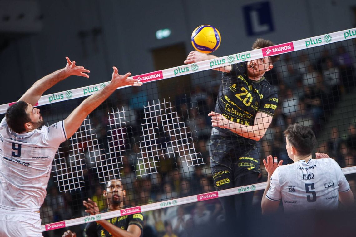 O finał z Warszawą