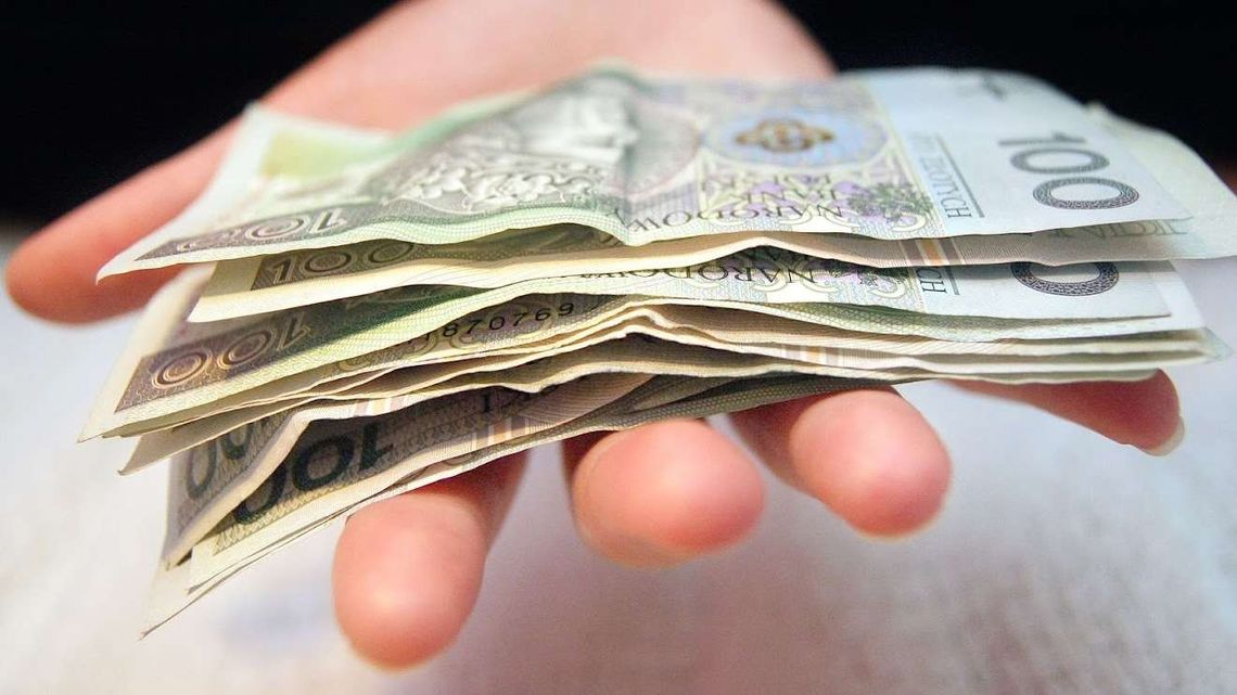 O ile mniej zarobią wójtowie i burmistrzowie, jeśli wejdzie ustawa PiS?