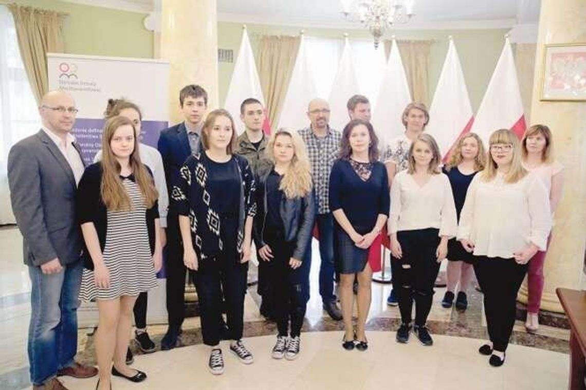 O Józefie Piłsudskim wiedzą wszystko. Konkurs dla uczniów O Józefie Piłsudskim wiedzą wszystko. Konkurs dla uczniów