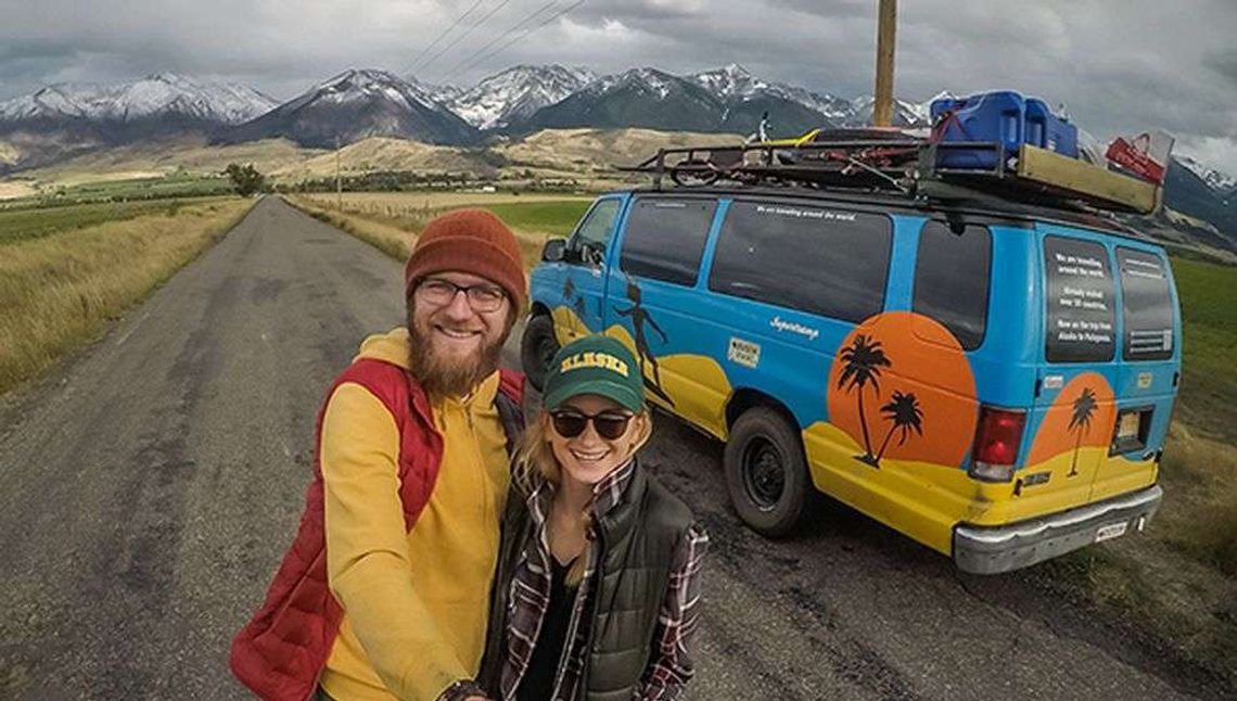 O państwach nieuznawanych i podróżach busek. 41. Kontynenty w CSK