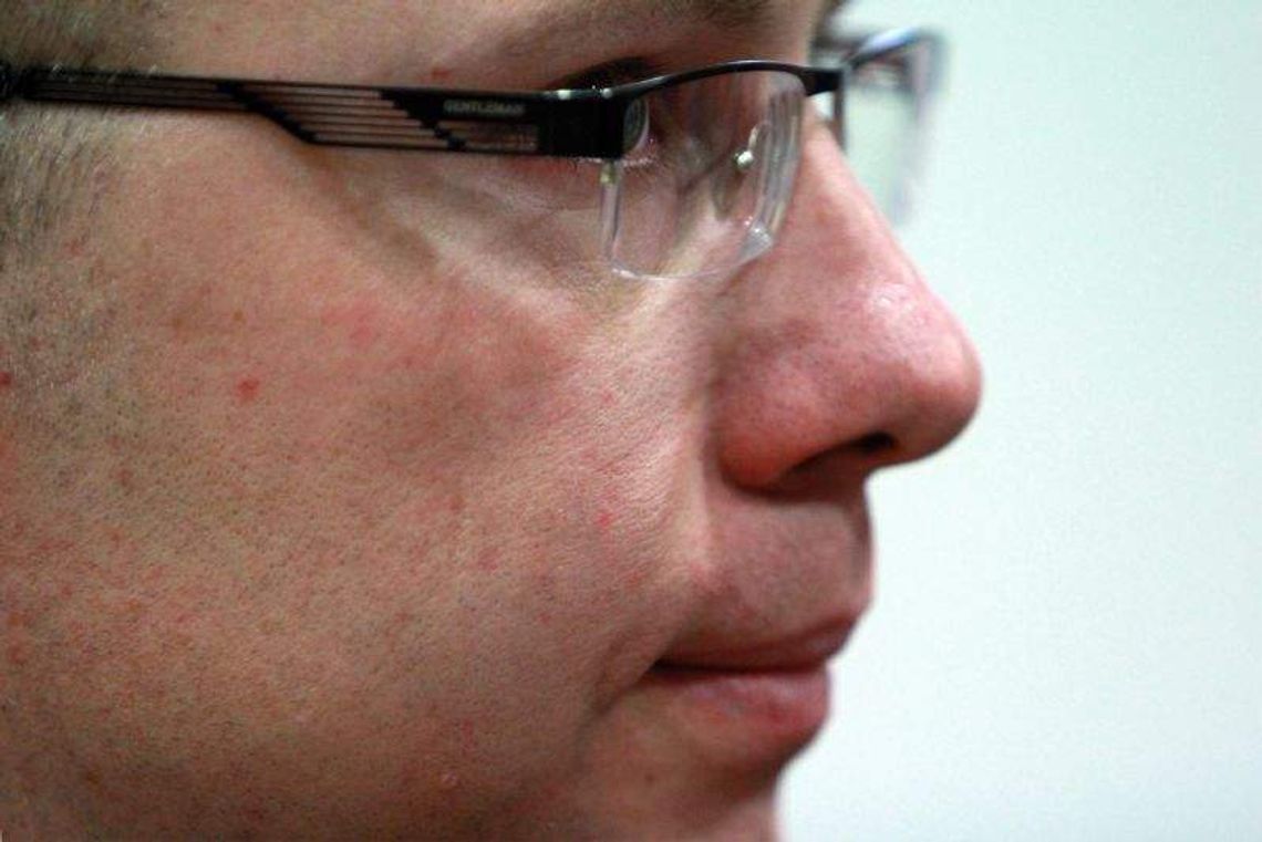 O pośle i prostytutce pisać nie wolno