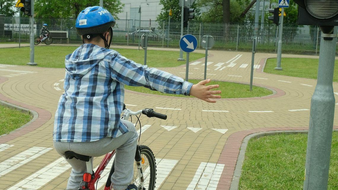 O włos od tragedii w Świdniku. Dzieci bez opieki wybrały się do Lublina po zupkę chińską O włos od tragedii w Świdniku. Dzieci bez opieki wybrały się do Lublina po zupkę chińską