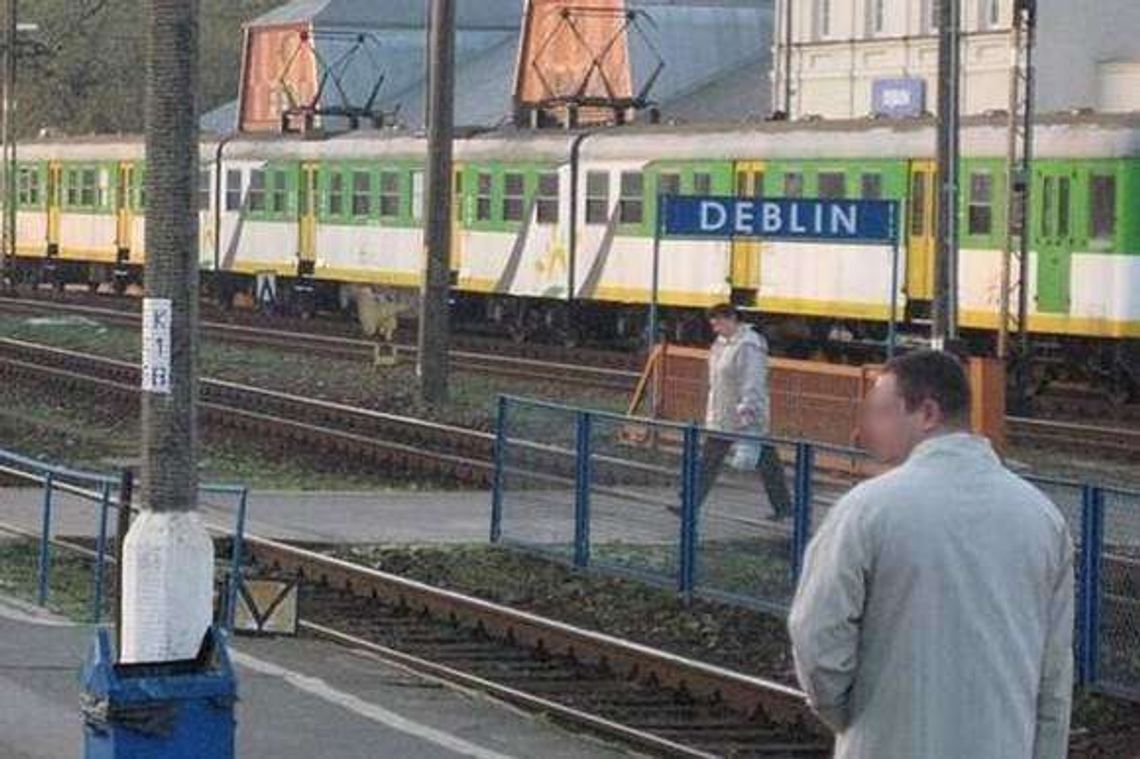 O włos od zderzenia pociągów w Dęblinie. Kto zawinił?