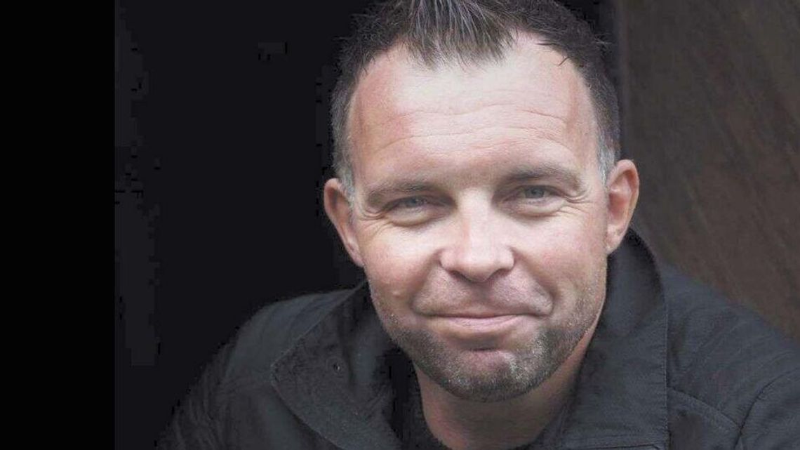 O wyższości sportu żużlowego nad piłką nożną O wyższości sportu żużlowego nad piłką nożną