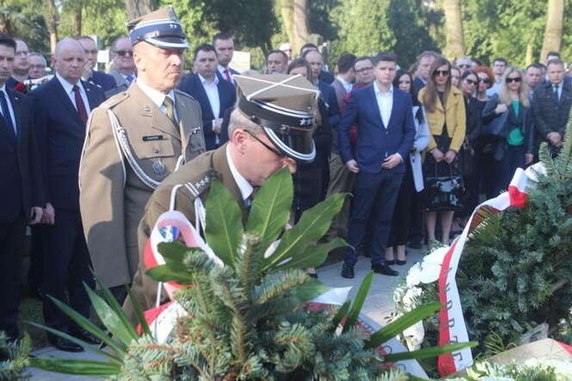 Obchody 8. rocznicy Katastrofy Smoleńskiej w Lublinie. Apel kuratora do szkół