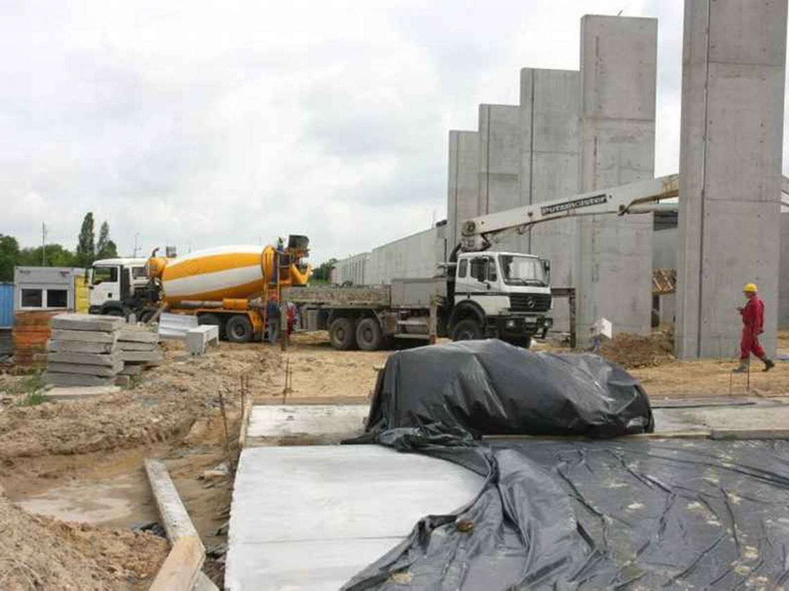 Obcokrajowcy inwestują wszędzie, tylko nie u nas