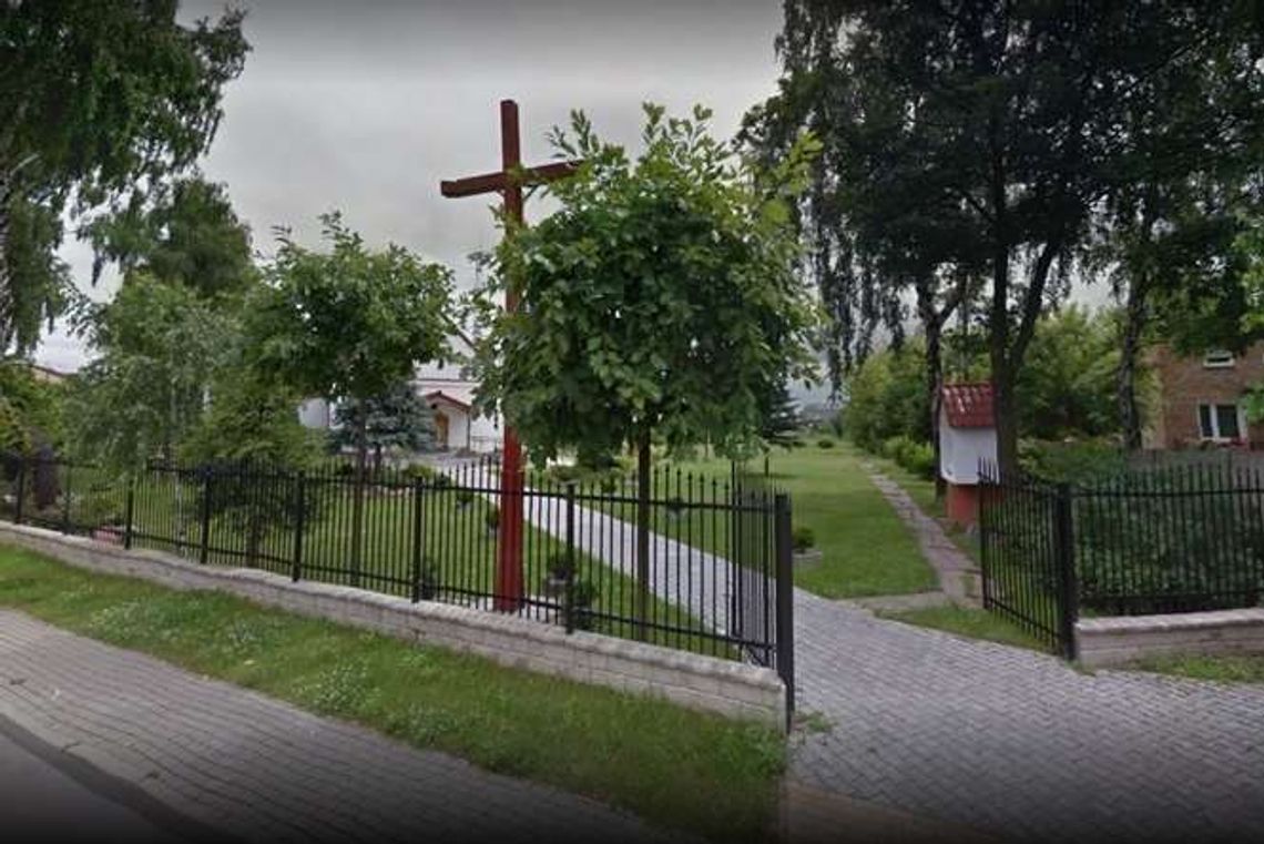 Oblał drzwi kościoła łatwopalną cieczą i podpalił Oblał drzwi kościoła łatwopalną cieczą i podpalił