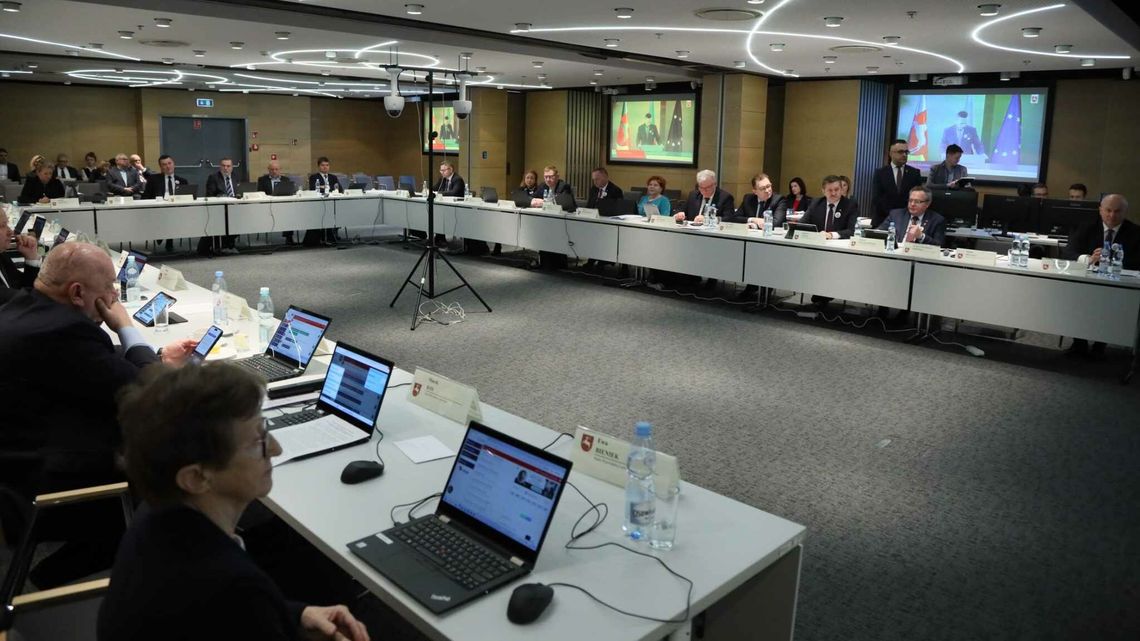 Obraduje Sejmik Województwa. Awantura o stanowiska w sprawie Kamińskiego i Wąsika oraz mediów publicznych