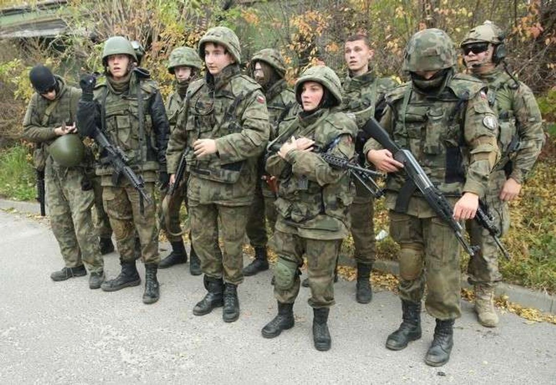 Obrona Terytorialna: Koszary w Lublinie mają być gotowe na przyjęcie 1000 żołnierzy Obrona Terytorialna: Koszary w Lublinie mają być gotowe na przyjęcie 1000 żołnierzy