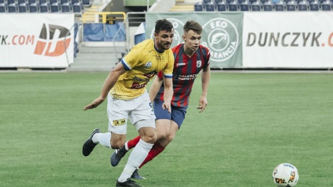 Obrońcy Motoru Lublin na razie wyręczają napastników