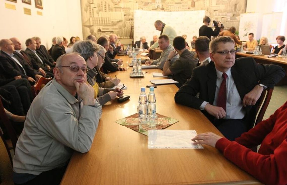 Obrońcy przyrody krytykują budowę Galerii Echo na górkach czechowskich Obrońcy przyrody krytykują budowę Galerii Echo na górkach czechowskich