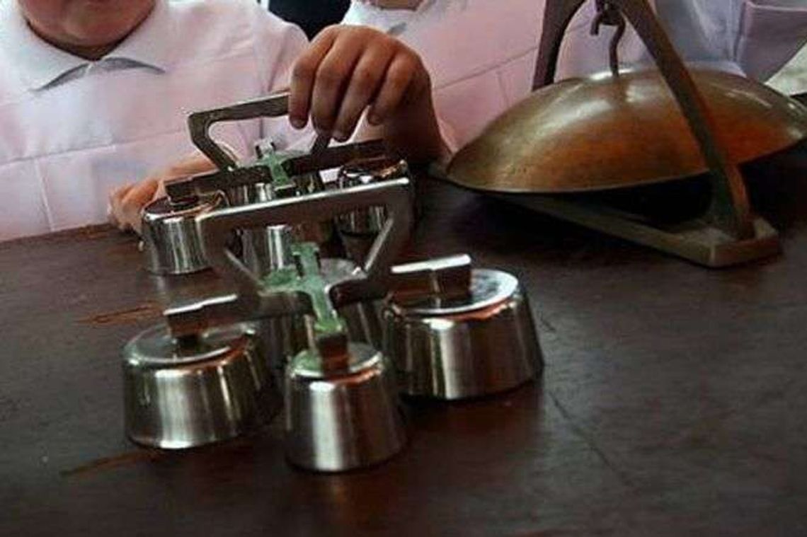 Obserwował ministrantów, potem szukał ich na Facebooku. Chciał skłonić do współżycia