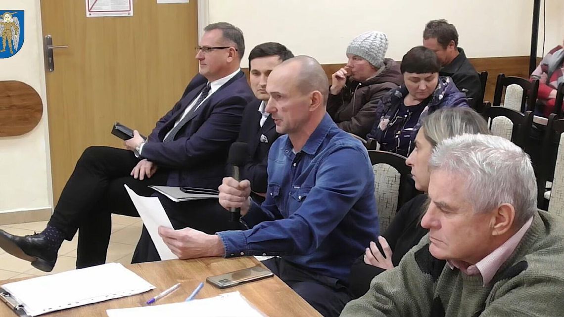 Oburzeni mieszkańcy zaskarżają decyzję wójta ws. ogromnych kurników. Pytają dlaczego o budowie dowiadują się z mediów