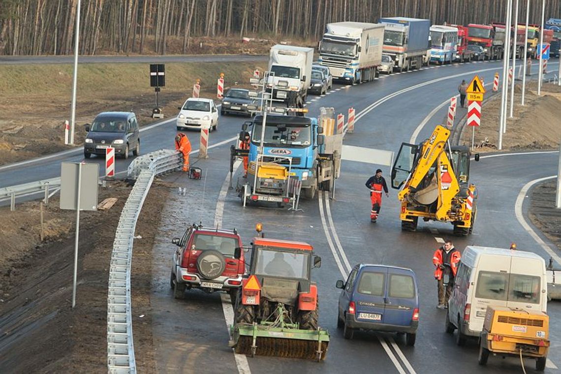 Obwodnica Kocka prawie gotowa. Zobacz, jak się po niej jeździ