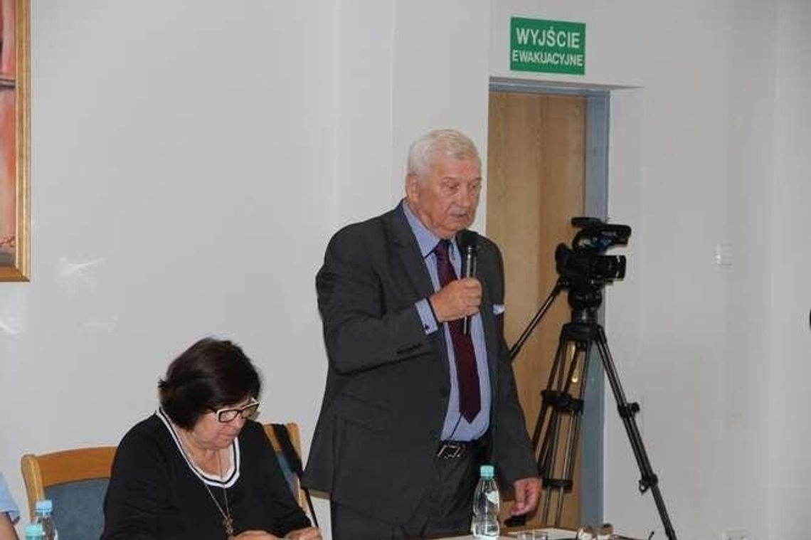 "Obywatelski obowiązek". Jak Andrzej Nitychoruk dostał się do rady miasta