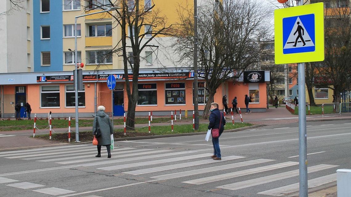 "Obywatelskie" przejścia już migają dla pieszych. Ma być bezpieczniej 