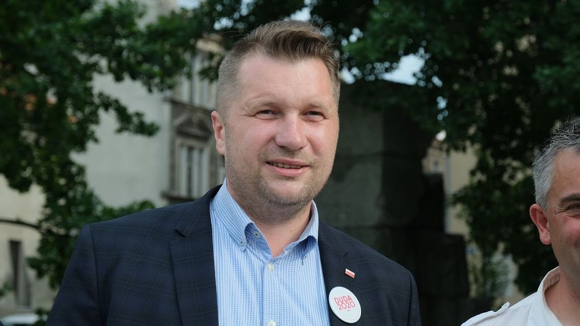 Ocena nowego rządu. Czarnek ma mniej więcej tylu zwolenników co przeciwników