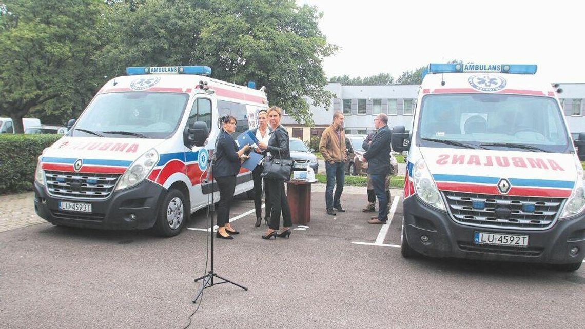 Ochotnicy dostali karetki od Wojewódzkiego Pogotowia Ratunkowego w Lublinie
