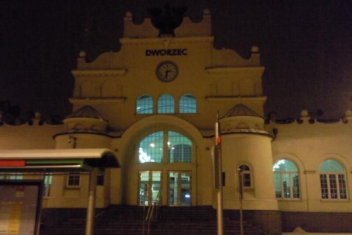 Ochroniarze potraktowali bezdomnych gazem Ochroniarze potraktowali bezdomnych gazem