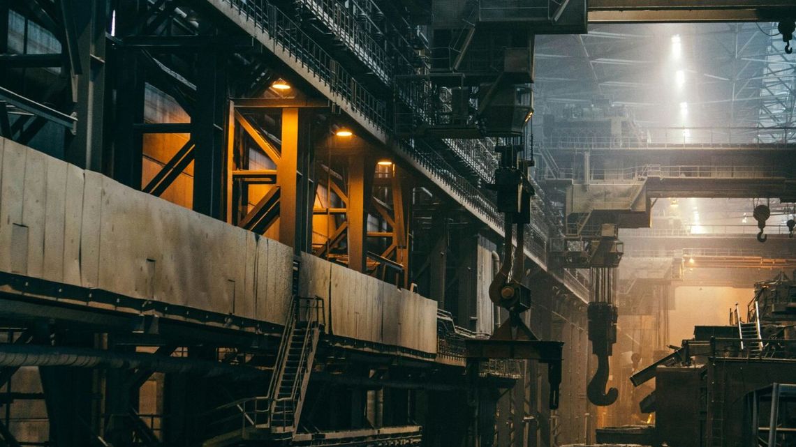 Ocynkownia – cynkowanie i jego zastosowanie w różnych branżach