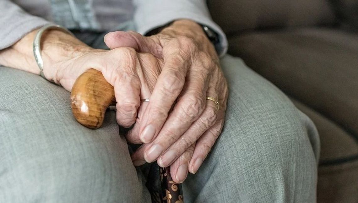 Od grudnia można dorobić do emerytury. "Przeciętne wynagrodzenie Polaków wzrosło" Od grudnia można dorobić do emerytury. "Przeciętne wynagrodzenie Polaków wzrosło"