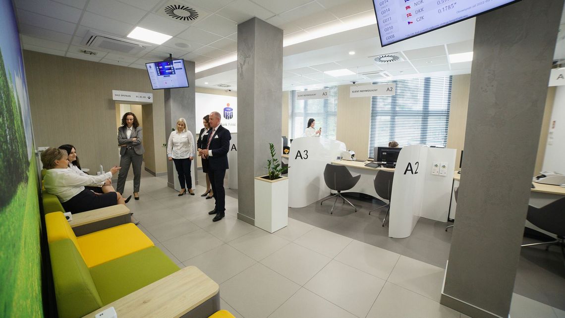 Oddział 1 PKO Banku Polskiego pod nowym adresem w centrum Świdnika