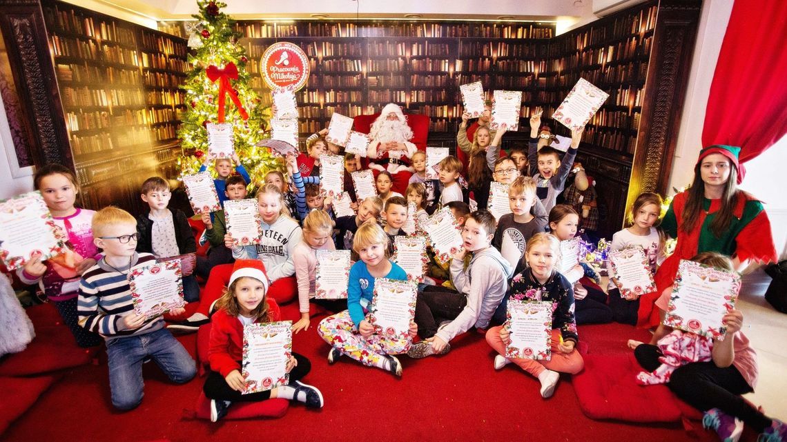 Odkryj Magię Świąt w Pracowni Mikołaja Odkryj Magię Świąt w Pracowni Mikołaja