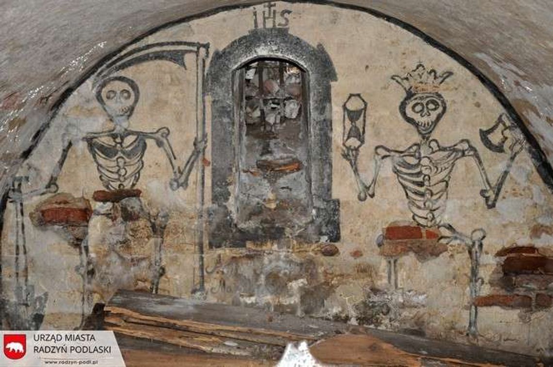 Odkryli tajemnicze krypty. Na malowidłach taniec śmierci