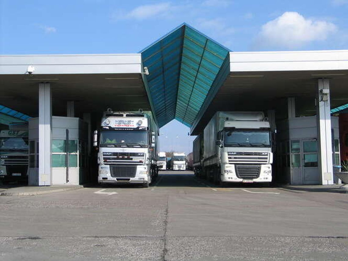 Odprawa na granicy o ustalonej godzinie? W Koroszczynie testują nowy stystem Odprawa na granicy o ustalonej godzinie? W Koroszczynie testują nowy stystem