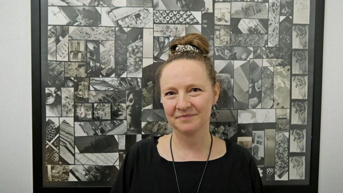 „Odzyskać srebro” – poruszający wernisaż Doroty Mościbrodzkiej w Warsztatach Kultury „Odzyskać srebro” – poruszający wernisaż Doroty Mościbrodzkiej w Warsztatach Kultury