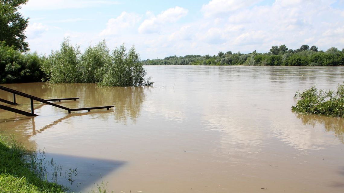 Ogłoszono pogotowie przeciwpowodziowe na terenie powiatu ryckiego dla gminy Stężyca i miasta Dęblin