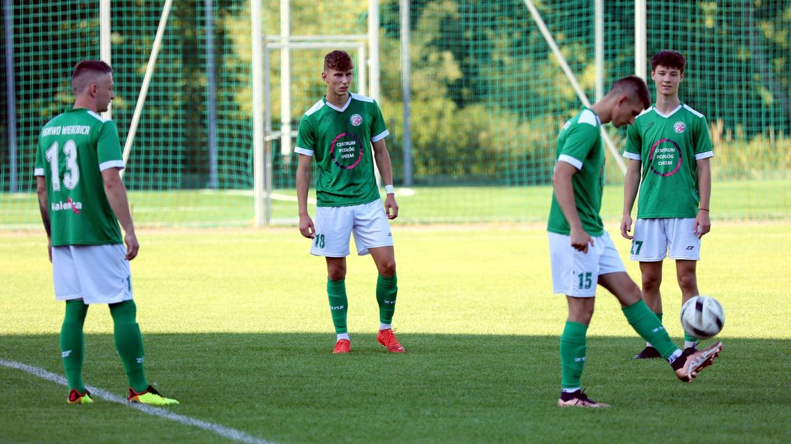 Ogniwo Wierzbica też nie rezygnuje z walki o utrzymanie, transferu Kolumbijczyka nie będzie