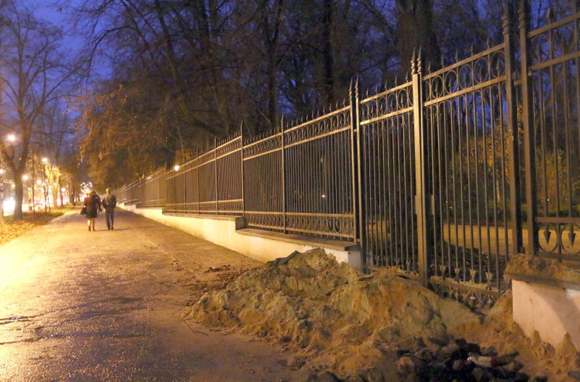 Ogród Saski: Zamknięte z powodu nocy 