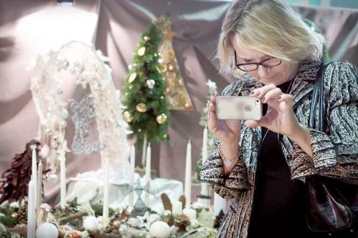 Ogrodnicy kuszą stroikami. Wystawa i kiermasz na UP (zdjęcia) Ogrodnicy kuszą stroikami. Wystawa i kiermasz na UP (zdjęcia)