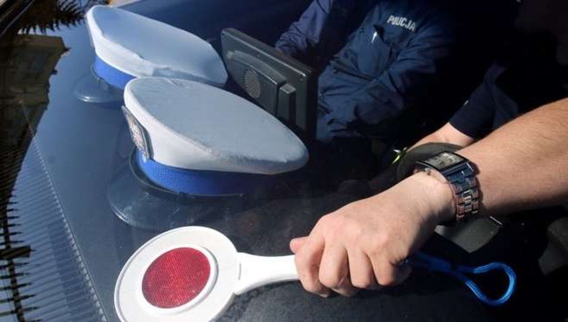 Ojciec miał 4 promile alkoholu i wiózł dwoje małych dzieci. Odpowie przed sądem