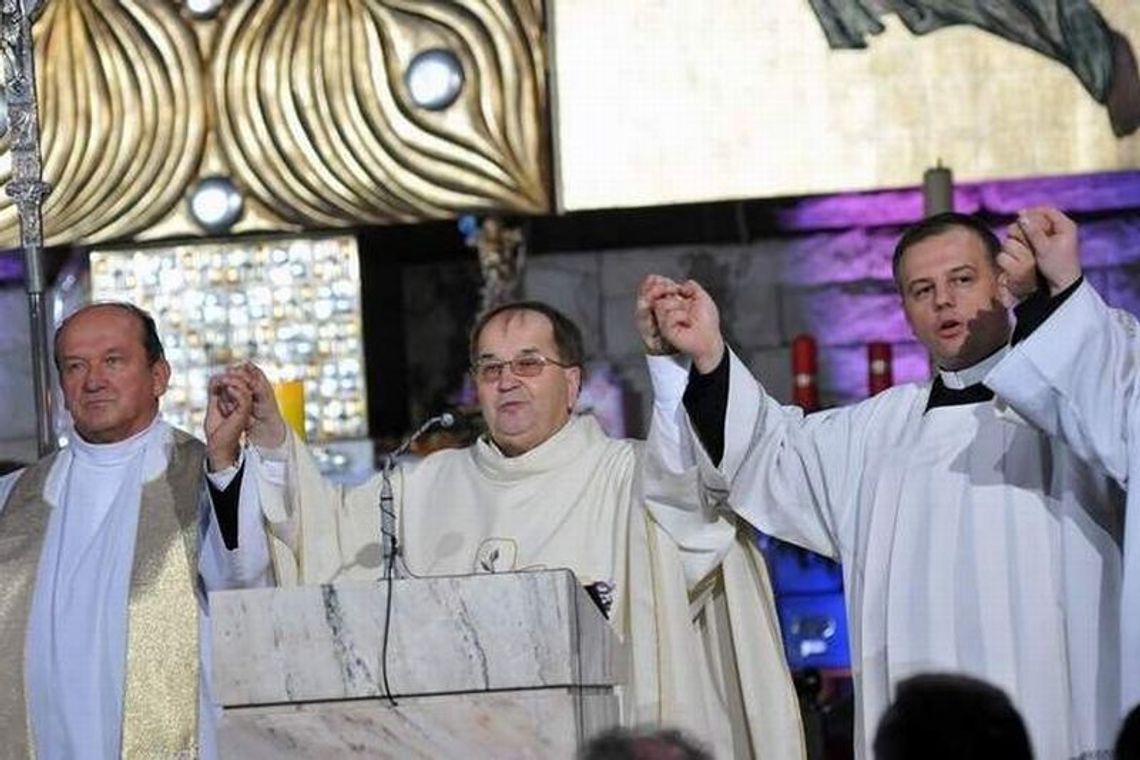 Ojciec Rydzyk nie płaci kary, bo nie ma żadnego majątku